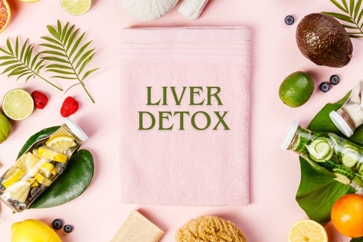 Vegetables and smoothies supporting liver detox