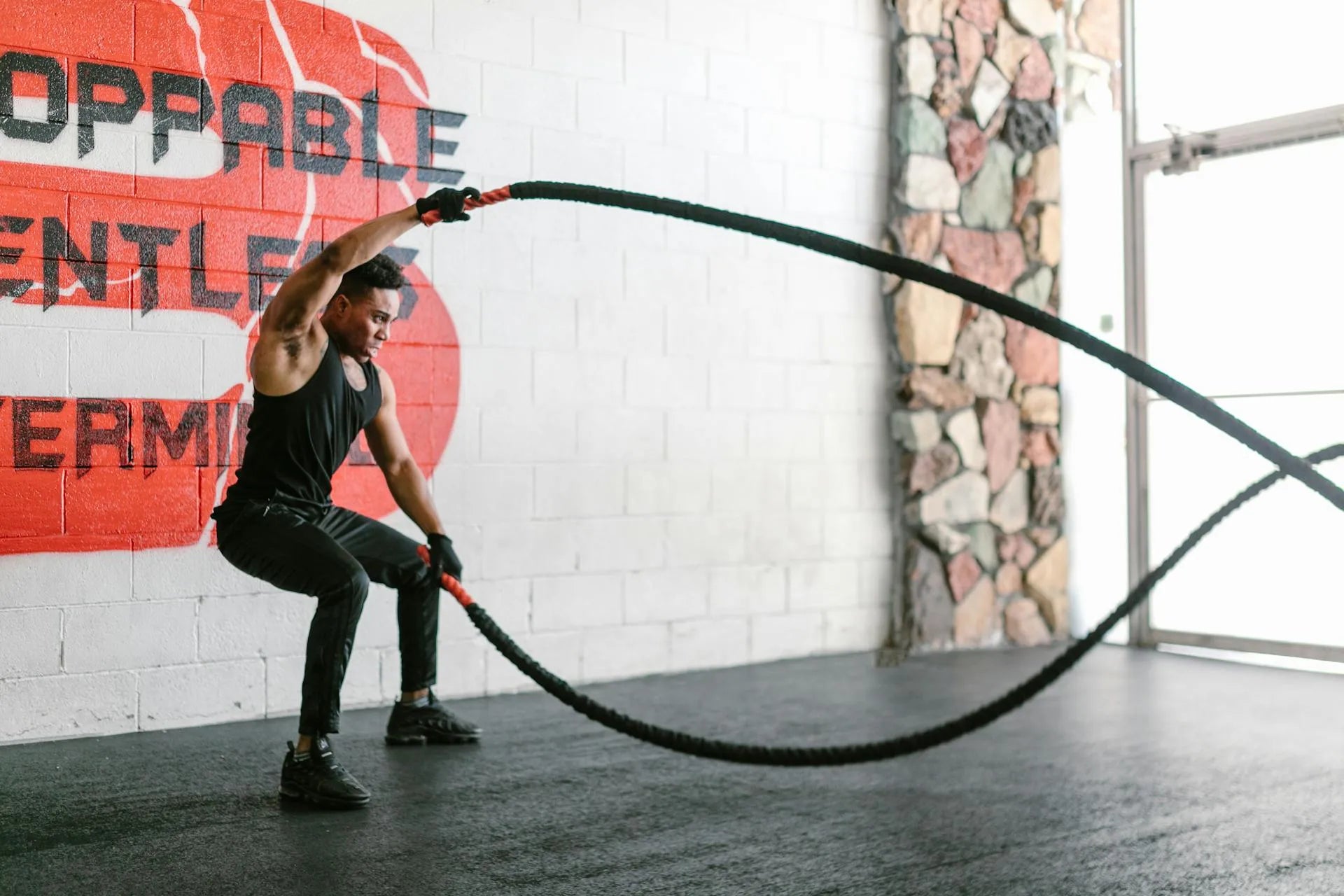 a man traning his full body strength